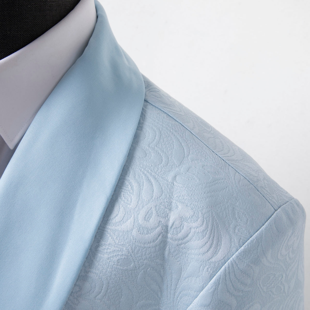 Light_Blue_Jacquard_Men_Suits_S8649_Elegant_Business_Formal_Occasions_SUITMINE