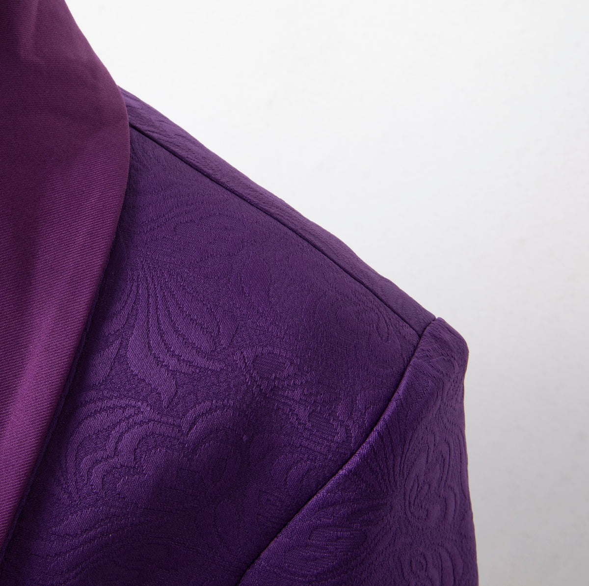 Elegant_Purple_Jacquard_Men_Suit_S8651_for_Weddings_Business_Events_SUITMINE