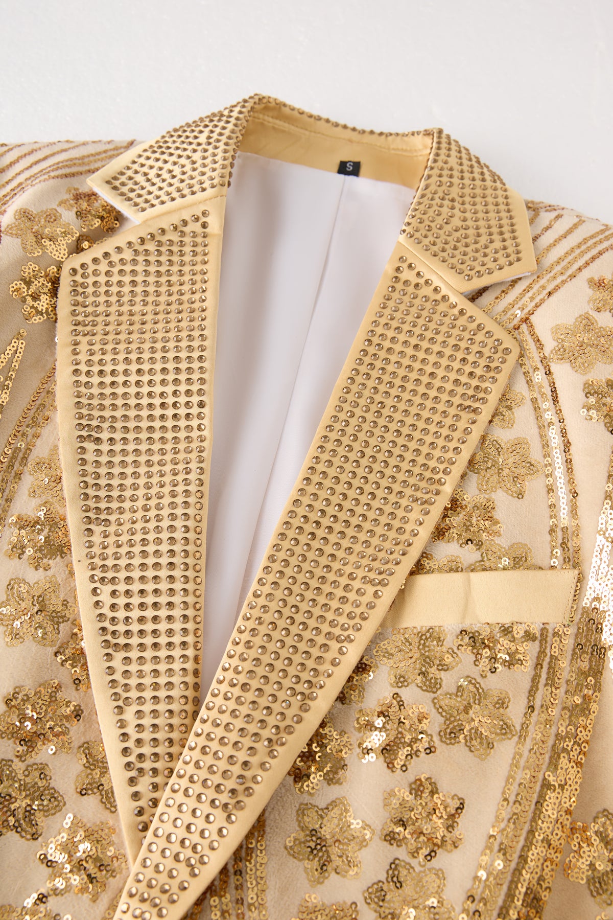 dazzling_gold_sequined_men_blazer_S8658_for_party_performance_by_SUITMINE