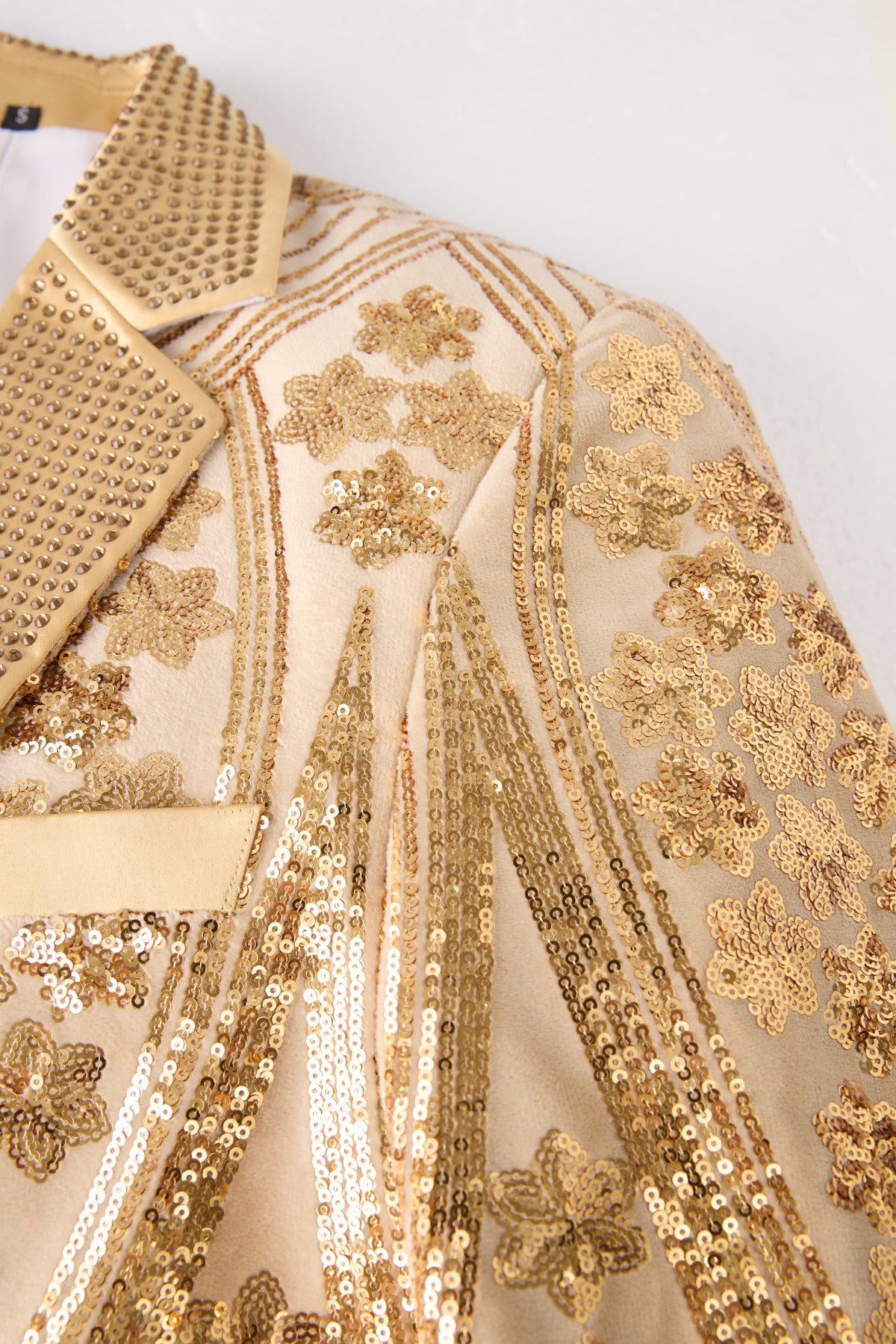 dazzling_gold_sequined_men_blazer_S8658_for_party_performance_by_SUITMINE