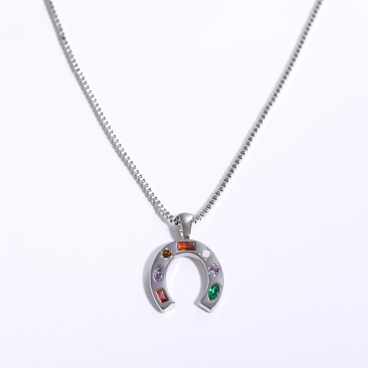 Horseshoe Pendant Necklace A5024